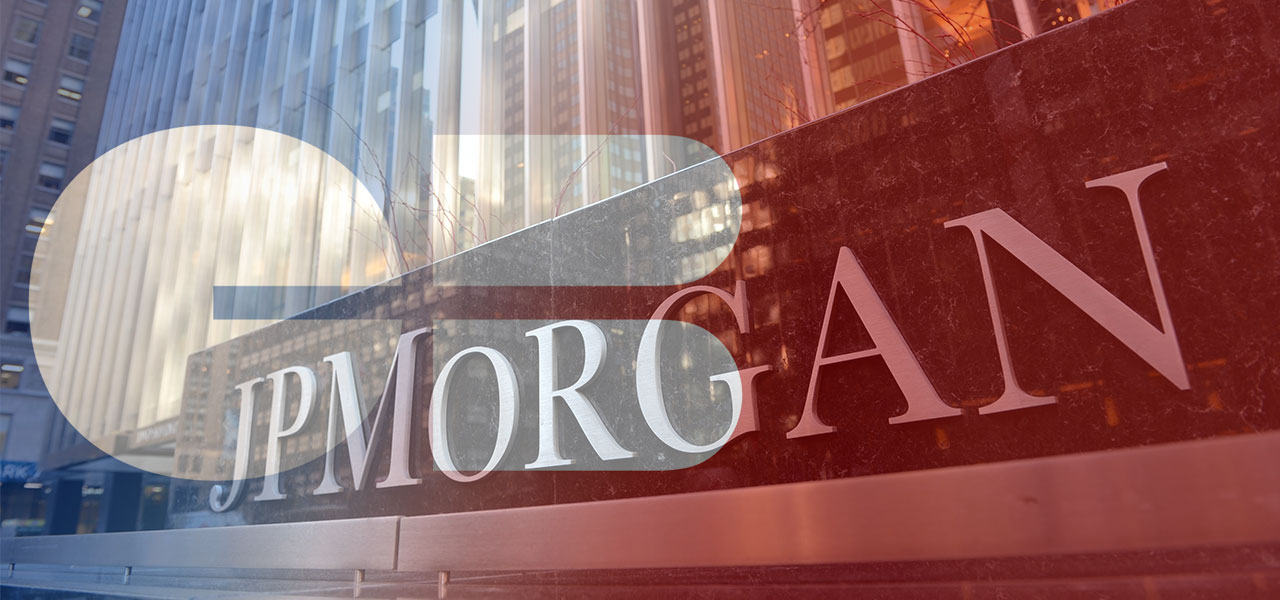 Inscription "JP Morgan" en bas du siège social à New-York City. Le nouveau logo bleu-blanc-rouge du Groupement d'Intérêt Économique Cartes Bancaires CB